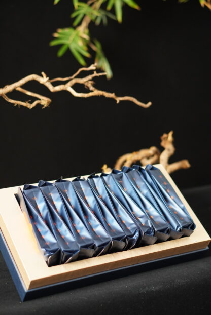 Chuanhanji · Spring Charm Meets Green Hills Series · 2015 Silver Needle White Tea (Loose Leaf) - Image 4