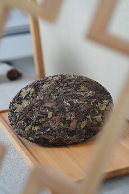 Chuanhanji · Time Imprint · 2018 Aged Shoumei White Tea Cake - Image 6