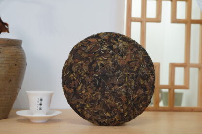 Chuan Han Ji · Mark of Time | Nine-Year Aged · Fuding White Tea 2016 Shou Mei Cake (300g) - Image 11